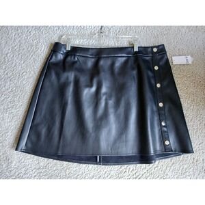 Women's  Pleather Skirt Size 18